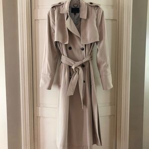 Banana Republic Beige Trench Coat